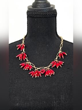 Red Beaded Statement Necklace Gold Tone Fringe Bold Holiday Set